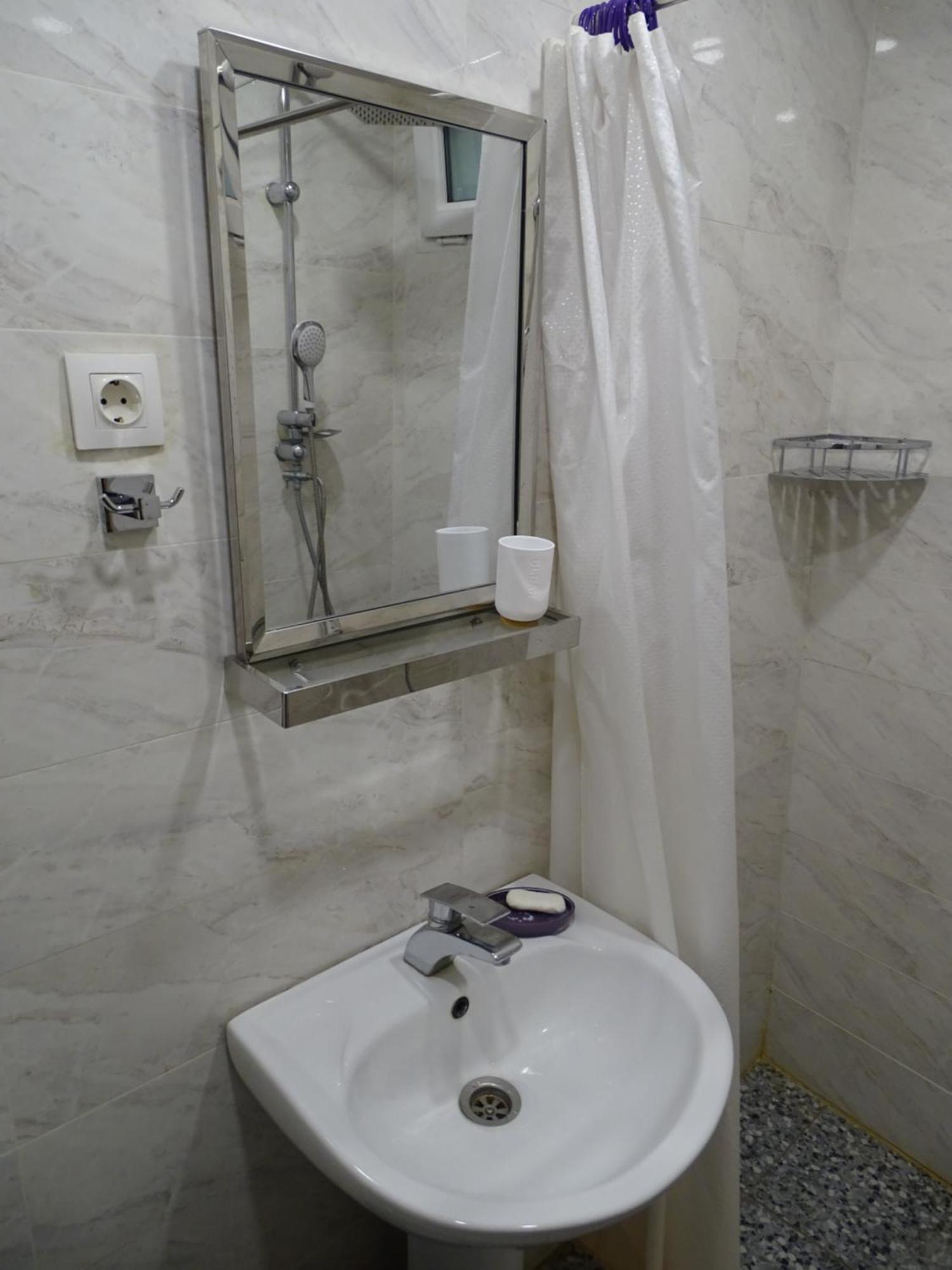 Vake Super Quiet And Comfy Apartment With A Yard Τυφλίδα Εξωτερικό φωτογραφία